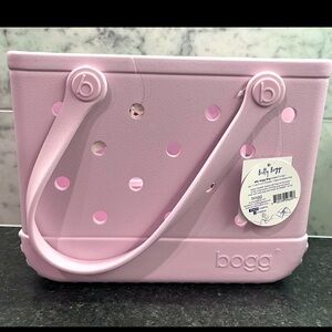NWT bogg Tote Bag Lilac